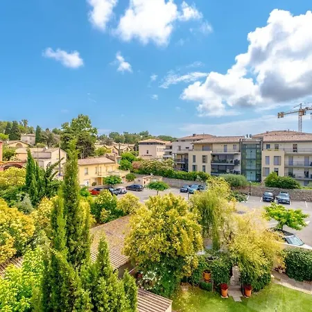 Apartment Floralies B L Bright & Parking L Shellter Saint-Tropez